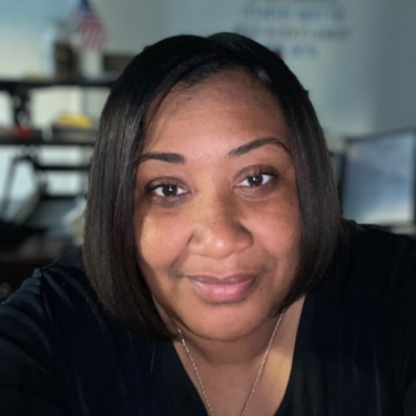 Photo of Nicole Wright